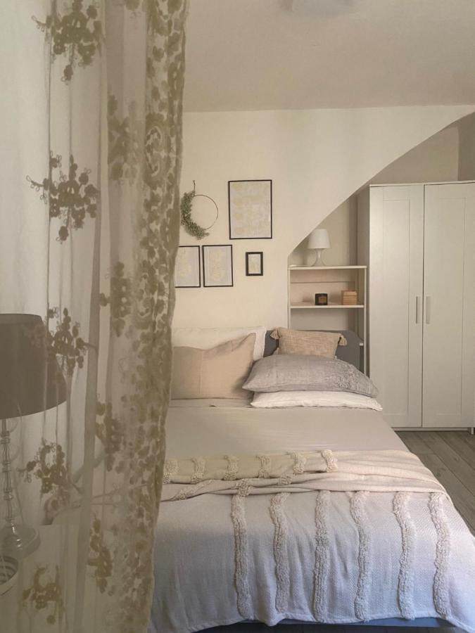 Maison Rebecca Carpi Buitenkant foto