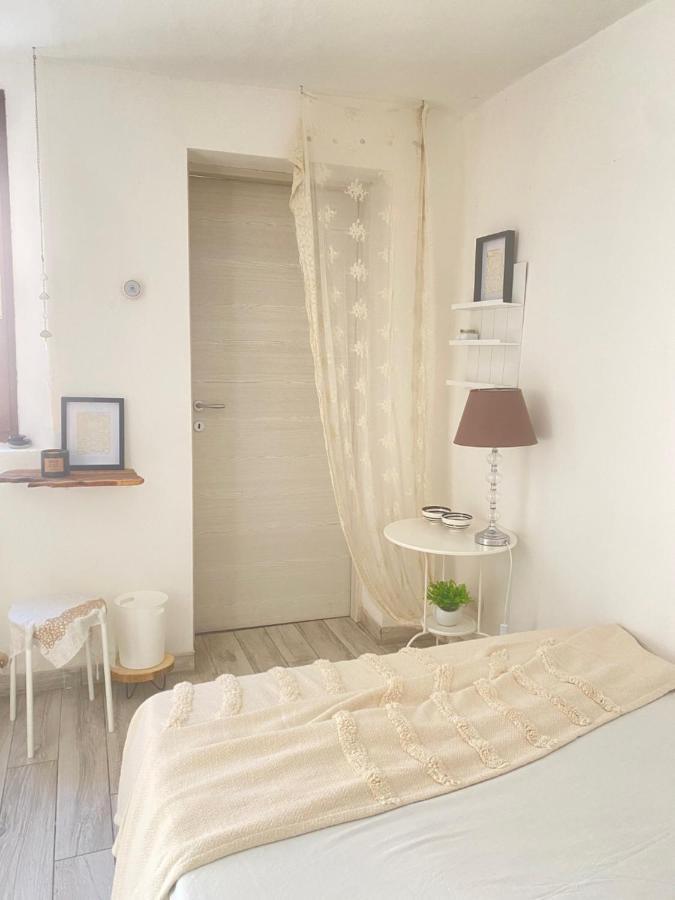 Maison Rebecca Carpi Buitenkant foto
